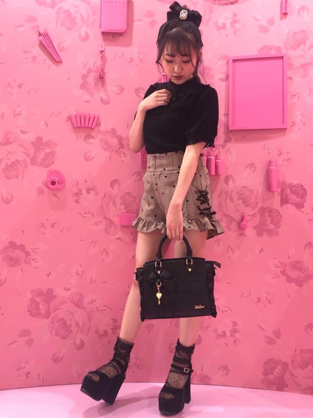 Liz Lisa Glen Check Heart shorts